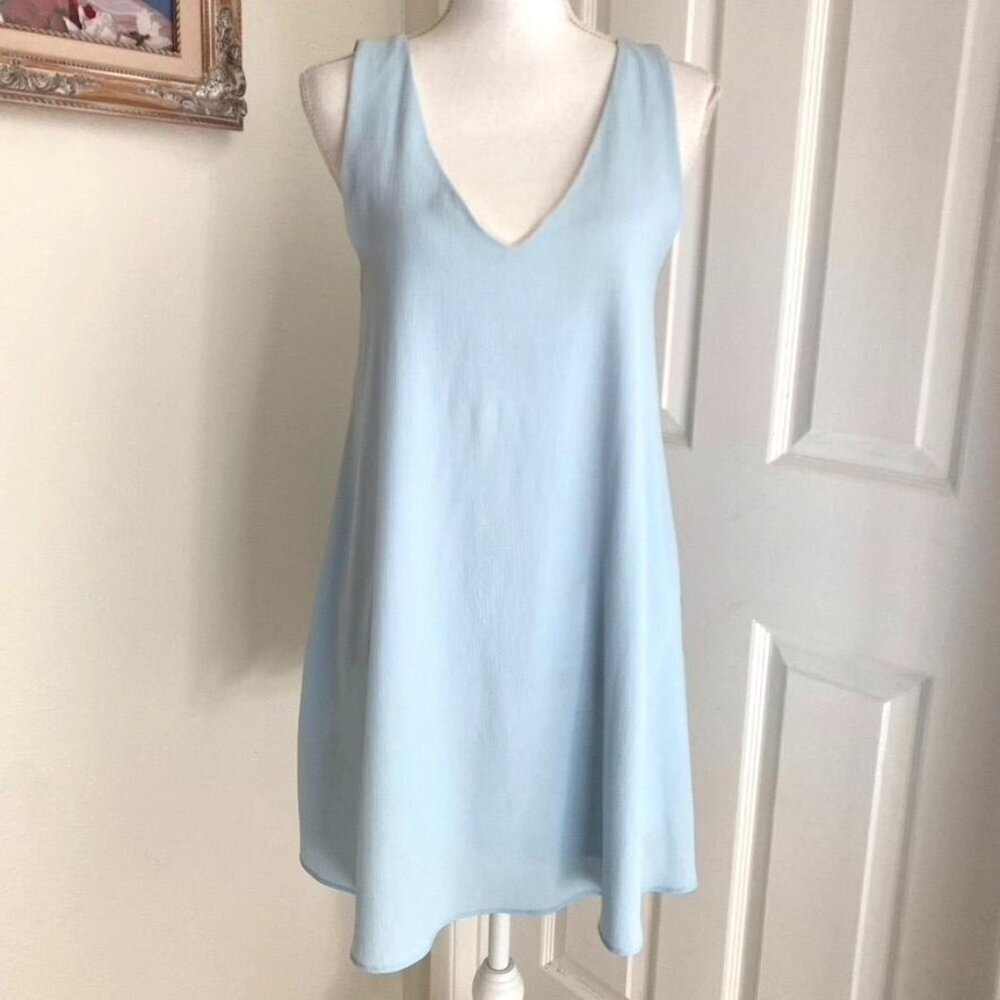 Daisies Light Blue V-Neck Shift Dress Crisscross Strappy Back Size Small